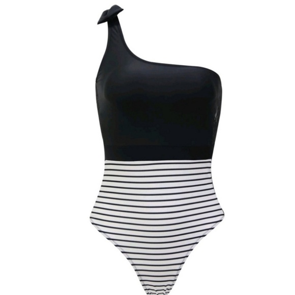 New Sexy ONE SHOULDER STRIPED Swimsuit - Picture 4 of 6